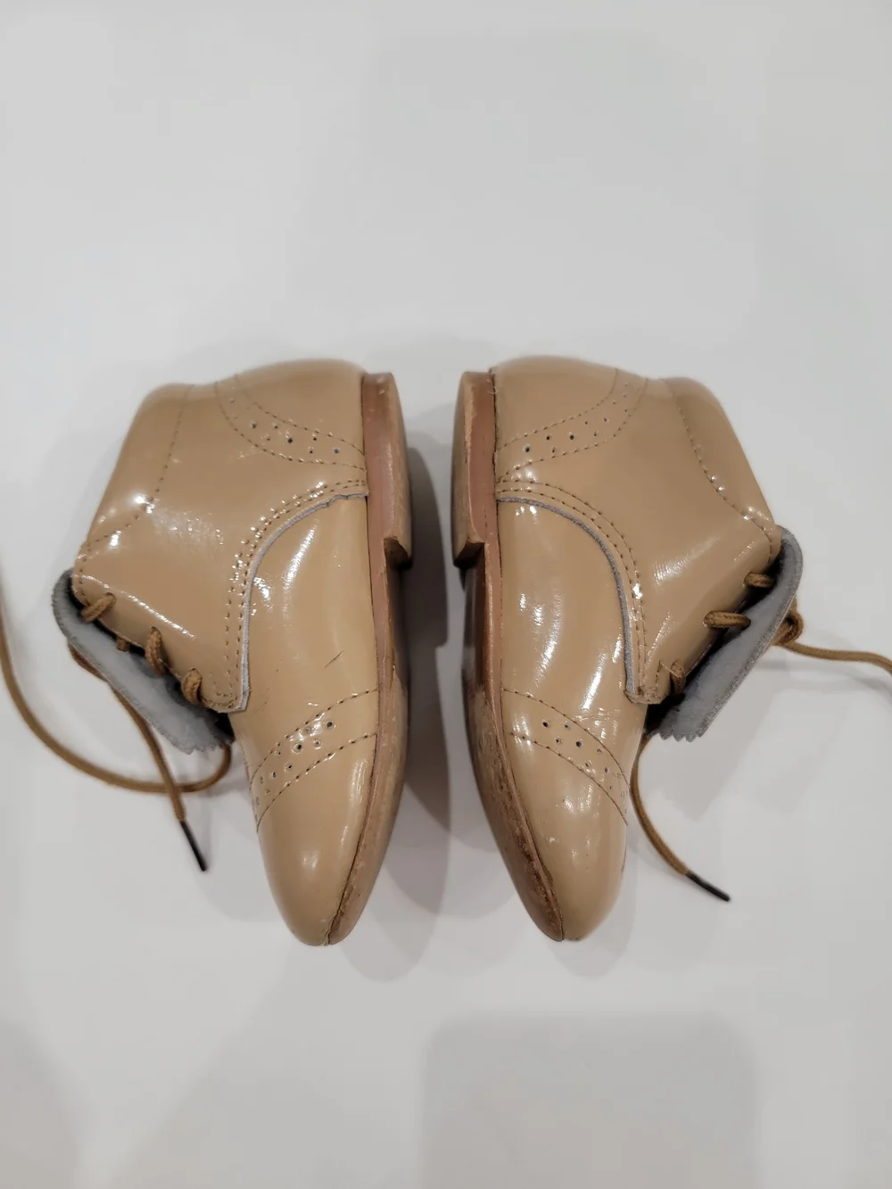 Patent Camel Brogue Lace Up Shoes Size EU 24